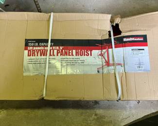 New in Box Drywall Hoist