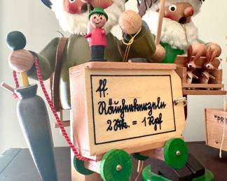 Enormous collection of German Smokers and nutcrackers