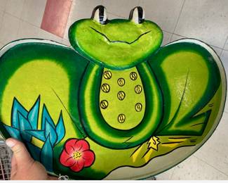 MCM Paper Mache Frog Tray