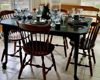 Black - Wooden Breakfast table - with leaf