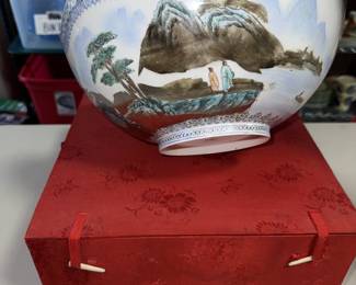 Fine Porcelain Eggshell Bowl