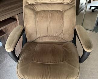 Desk chair