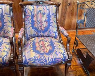 Set of 8 upholstered chairs