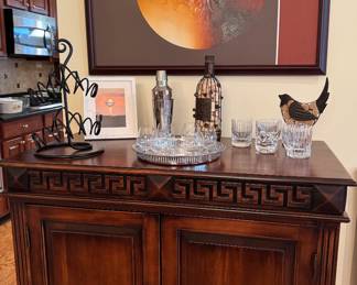 Bar cabinet