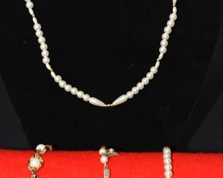 lot of 3 pieces of misc jewelry