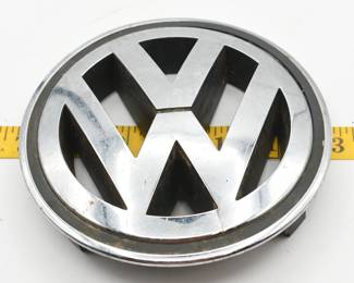 VW emblem