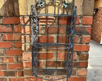 D52 - $35. Small Plant Stand that can be wall mounted.