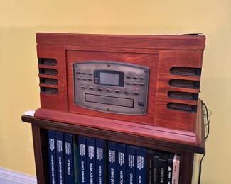 D141 - $50. Crosley Radio / Record Player.