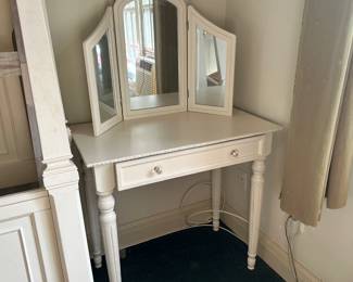 D35 - $65. Small Wooden White Vanity with Mirror. Measures 32" wide x 18" deep x 30" tall (without mirror) 51" tall with mirror.