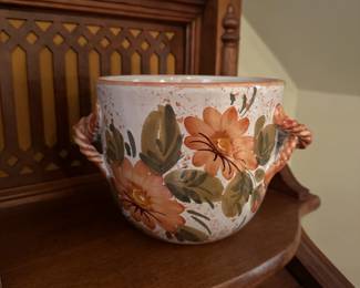 D77 - $25. Planter made in Italy