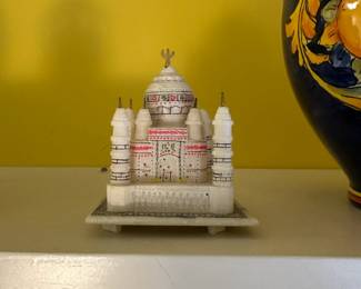 D120 - $20. Small Taj Mahal Sculpture. Looks like Selenite.