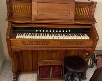 D11 - $150. Kimball Pump Organ - Appears to work. Measures 51" wide x 23" deep x 50" tall.
