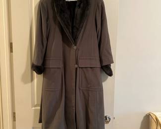 D2 - $250. Amen Wardy Winter Jacket. Size 34. Wool/Cashmere & Fur.