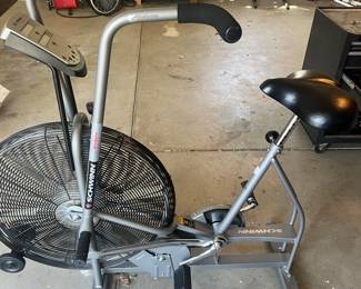 Schwinn airdyne dual action, exercise bike