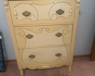 Vintage dresser