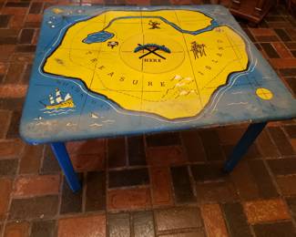 TREASURE ISLAND TABLE