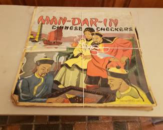 MAN-DAR-IN CHINESE CHECKERS GAME