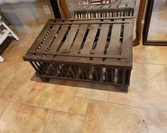 COFFEE TABLE "VINTAGE CHICKEN COOP"
