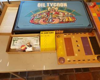 OIL TYCOON, A GAME INVENTED BY THE FATHER, RON POTTS