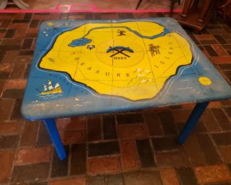 VINTAGE TREASURE ISLAND CHILDS TABLE