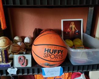OKLAHOMA UNIVERSITY SOONERS MEMORABILIA