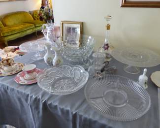 Bric-a-brac, crystal, figurines