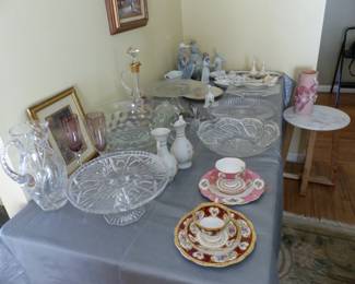 Bric-a-brac, crystal, figurines