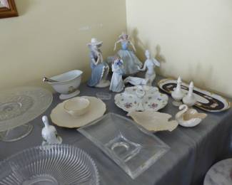 Bric-a-brac, crystal, figurines