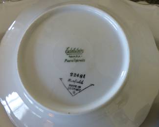 Set of Edelstein "Winfield" dinnerware set with serving pieces