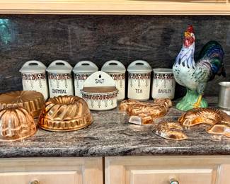 Copper molds - Vintage cannisters with salt box.