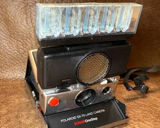 Polaroid SX-70 Sonar OneStep Land Camera