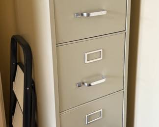 Hirsh Filing Cabinet with Lock and Key