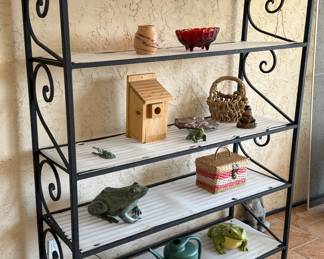 Outdoor Shelfing and Decor