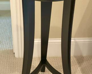 Black accent table/plant stand