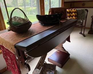 Antique drop leaf table