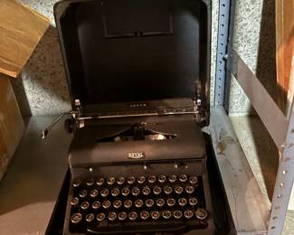 Antique Royal typewriter