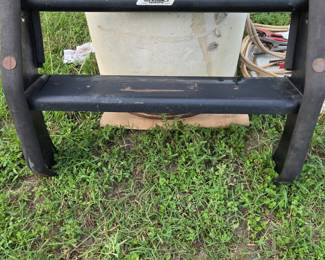 'Go Rhino' push bar bumper (5000 series). Missing mounting brackets. $100 or best offer.