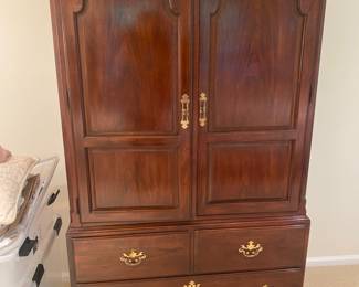 Estate Sales By Olga in North Caldwell