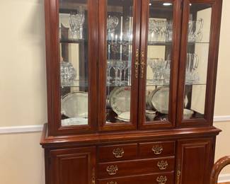 Estate Sales By Olga in North Caldwell