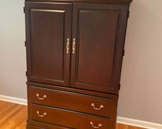 Estate Sales By Olga in North Caldwell