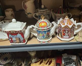 Sadler collector theme Teapots from England.