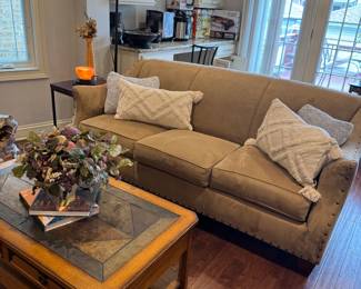  raised storage coffee table