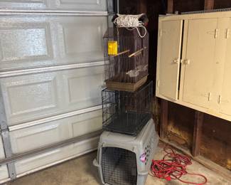  birdcage and pet carriers
