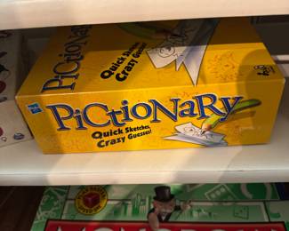  pictionary, monopoly, Jenga