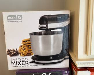 Dash  every day mixer, Mr. coffee