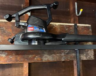  leaf blower