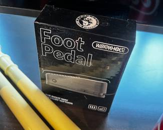 Foot pedal wormhole music equipment