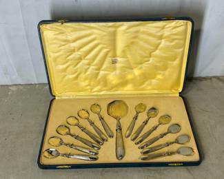 Gompel silverware in case