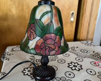 Mini Tiffany Style Table Lamp with Rose Design