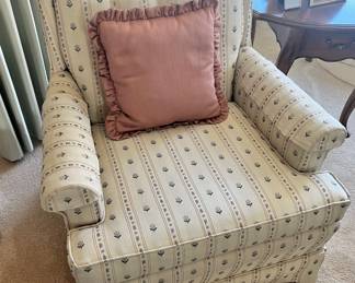 Ethan Allen Traditional Classics White Floral Upholstered Rocking Chair